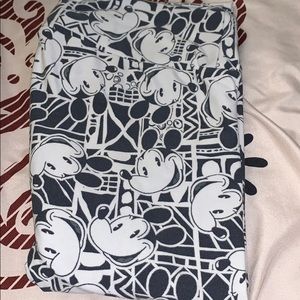 LulaRoe OS Mickey Leggings